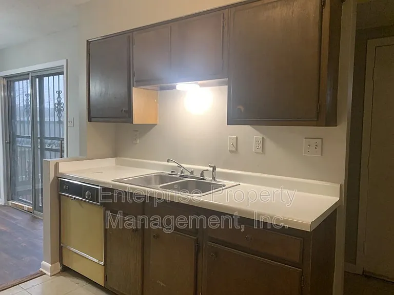 4722 Queens Lace Ct — Photo 9