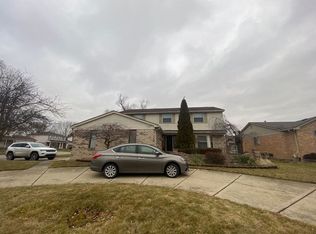 17381 Washington Ct, Macomb, MI 48044