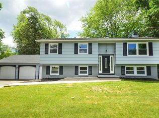 416 Whittier Rd, Spencerport, NY 14559