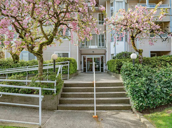 1175 Heffley Cres #104, Coquitlam, BC V3B 7J2