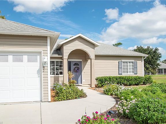 3rd image of 10641 Ankeny Ln