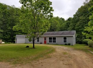 2230 E 28th Rd, Cadillac, MI 49601