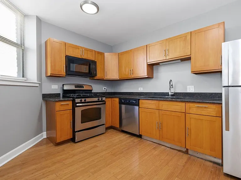 6235-45 S. Martin Luther King Dr. — Photo 5