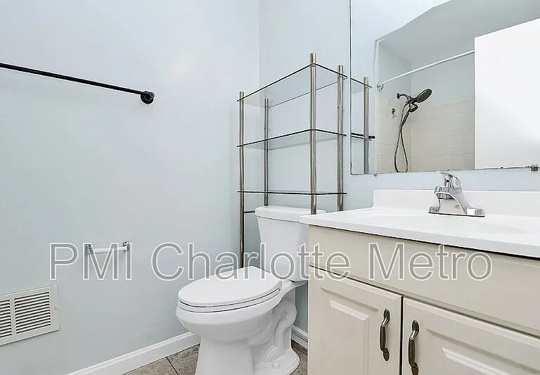9916 Windrift Rd — Photo 16