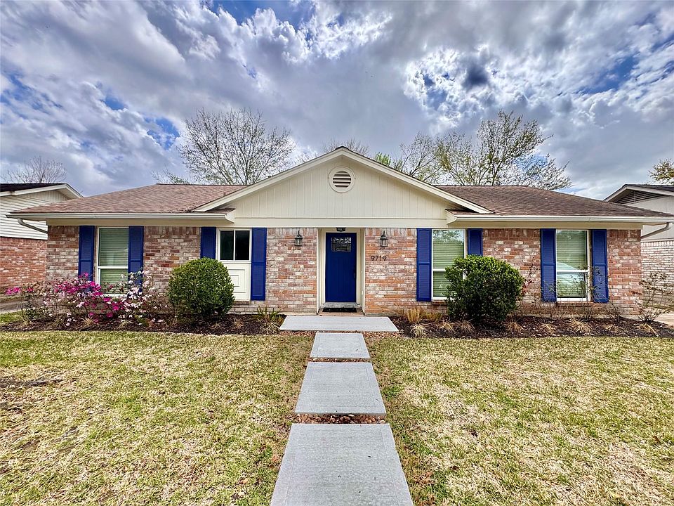 1st image of 9719 Springmont Dr