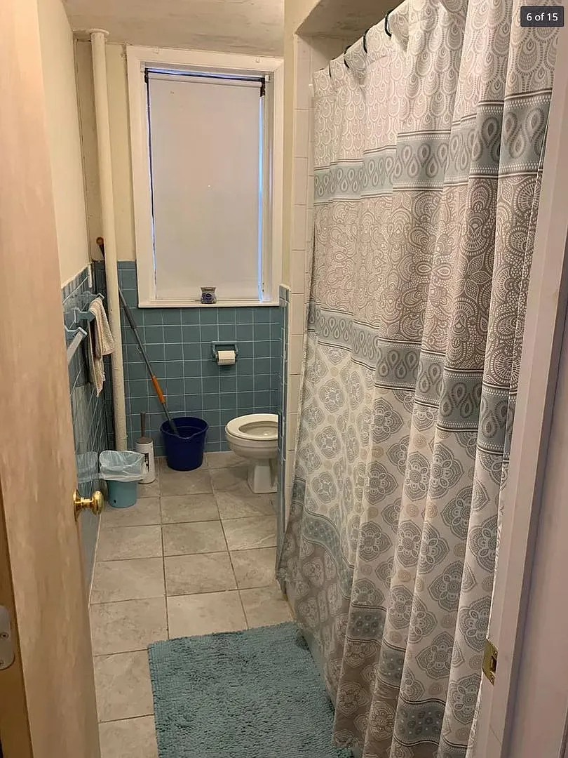 Charming 3 Bedroom-No Broker Fee — Photo 4