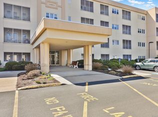 75 Washington Ave UNIT 2-103, Hamden, CT 06518
