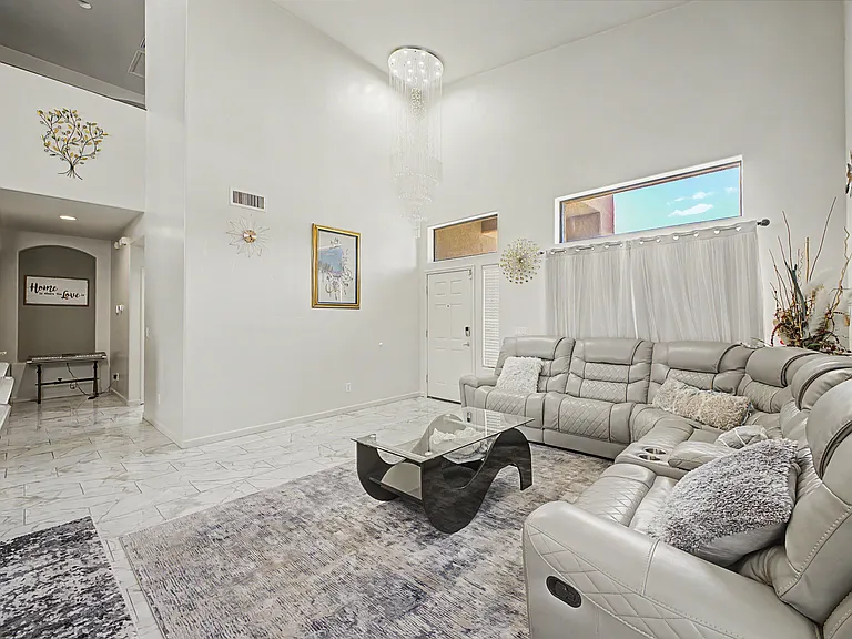 10613 E Avalon Park St — Photo 6