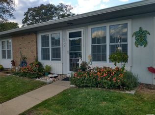 277 Berwick Ct UNIT B, Ridge, NY 11961