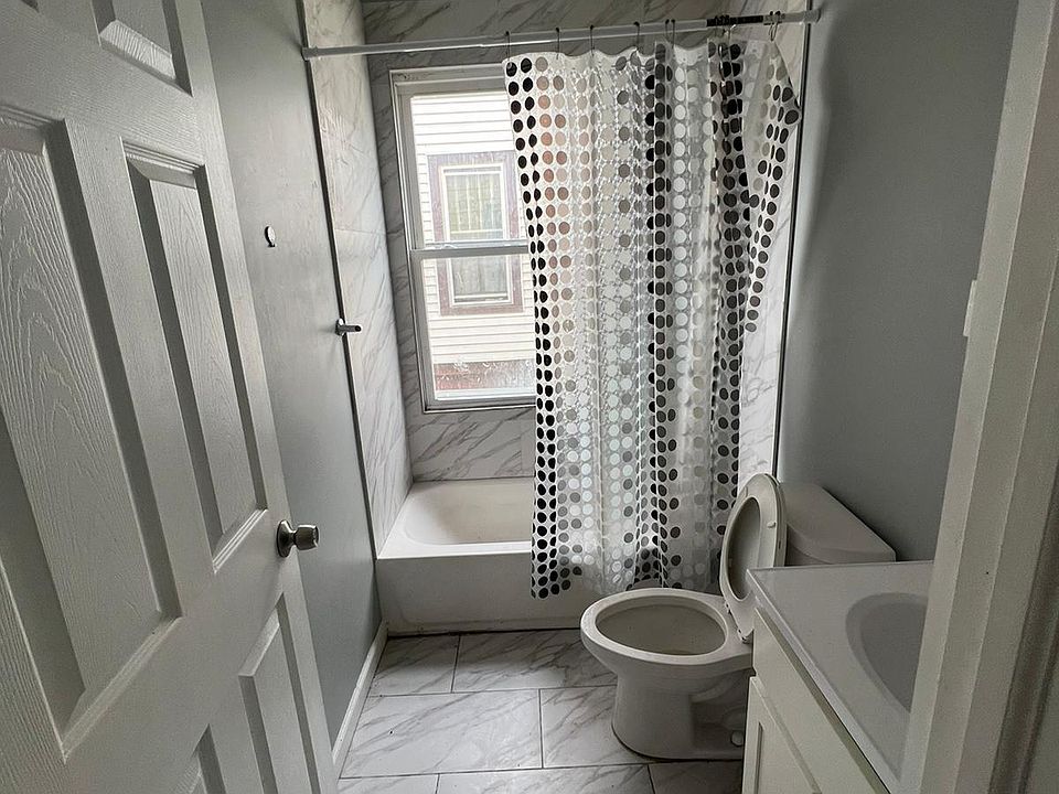2nd image of 36 Farley Ave Floor 3