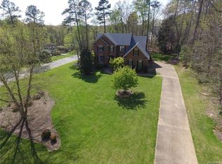 2000 Domfont Ct, Midlothian, VA 23113