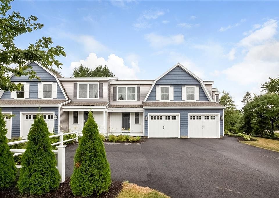 1st image of 9 Lexington Drive #1