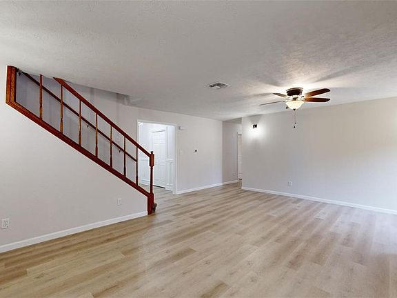 3rd image of 3503 Broad Oak Cir Room C