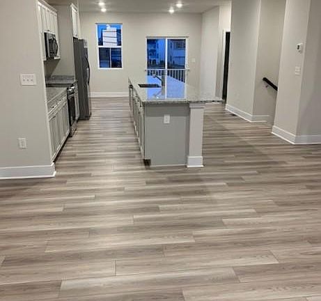 4th image of 10578 Roundstone Ln
