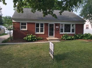 1235 Oregon St, Green Bay, WI 54303