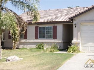 1100 Statkowski Ct, Bakersfield, CA 93307