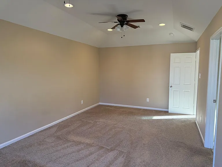 17134 Wilthorne Gardens Ct — Photo 22
