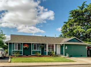 300 Lindgren Dr, Newberg, OR 97132