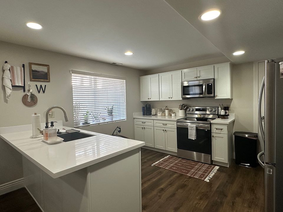 1st image of 10165 N Haven Ln