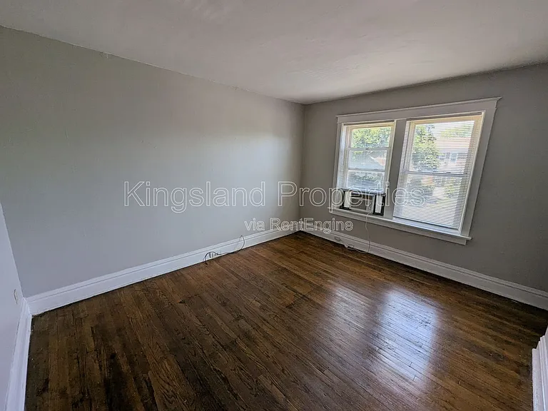 5028 Chippewa St #A — Photo 3