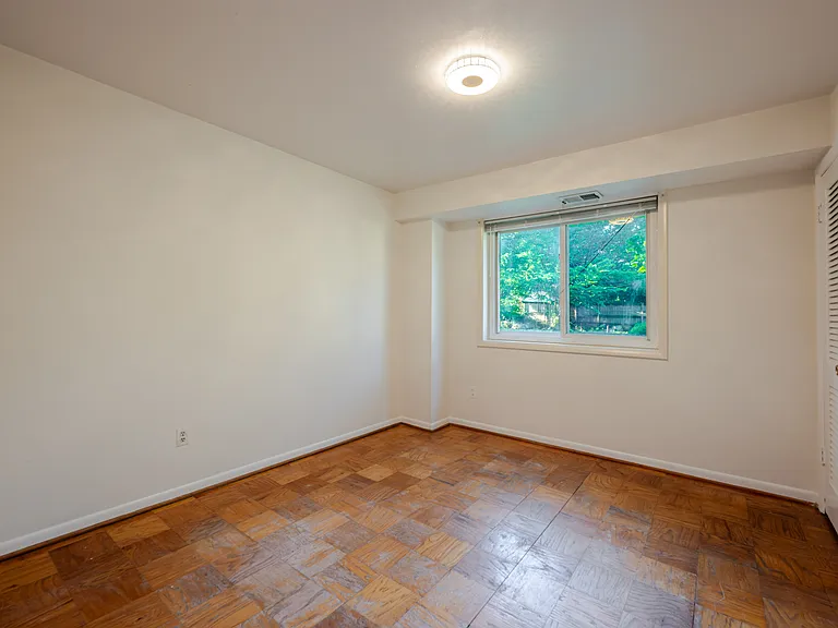 3433 Mount Pleasant St NW #302 — Photo 22