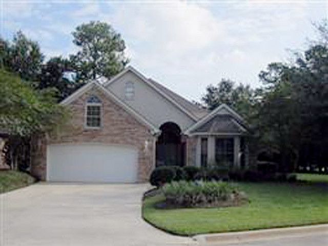 1st image of 3086 Sawgrass Cir