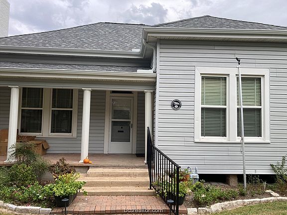 4th image of 501 Fairview Ave
