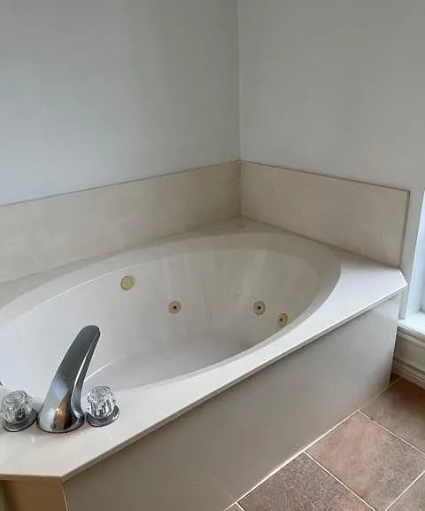 205 Landsburg Ct — Photo 15