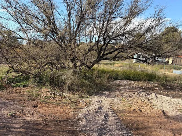 422 Curry St E #4, Rio Rico, AZ 85648