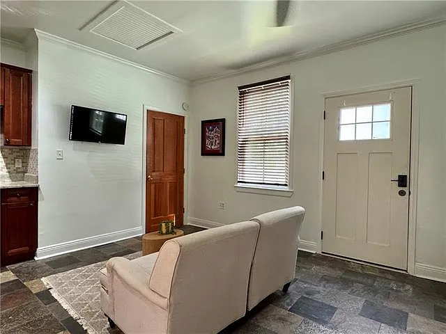 5411 S Galvez St — Photo 6