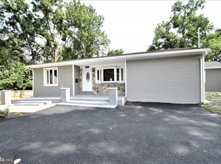 1229 Noblet Ave, Sharon Hill, PA 19079