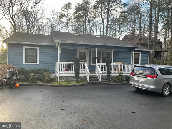 2818 Wallers Quarters Rd, Bumpass, VA 23024
