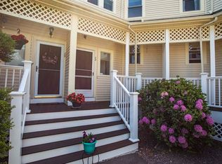 28 Lamplighter Ln, South Easton, MA 02375