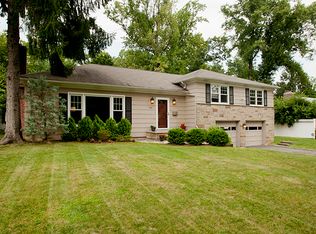 241 Ashland Rd, Summit, NJ 07901