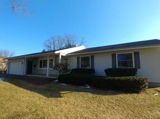 7 Pine Ave, Johnstown, NY 12095