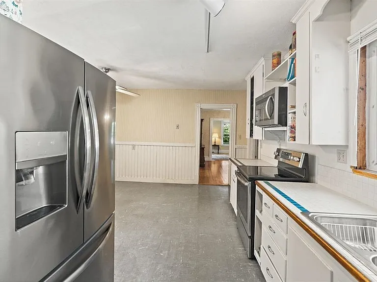 20 Stark Ave — Photo 9