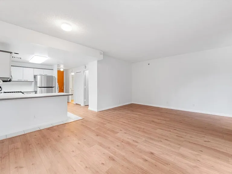 50 E Hartsdale Ave #1W — Photo 11