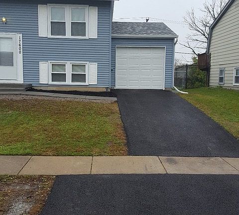 2nd image of 17600 Winston Dr