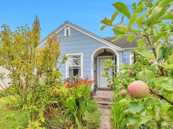 2225 Walnut Street, Everett, WA 98201