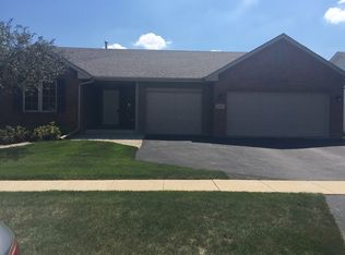 2047 Lafayette Dr, Belvidere, IL 61008