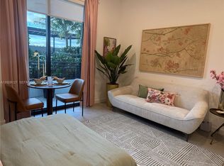 2002 Van Buren St #728, Hollywood, FL 33020