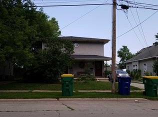 824 7th St, Green Bay, WI 54304