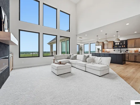 1652 County Road East Rd E, Wahoo, NE 68066