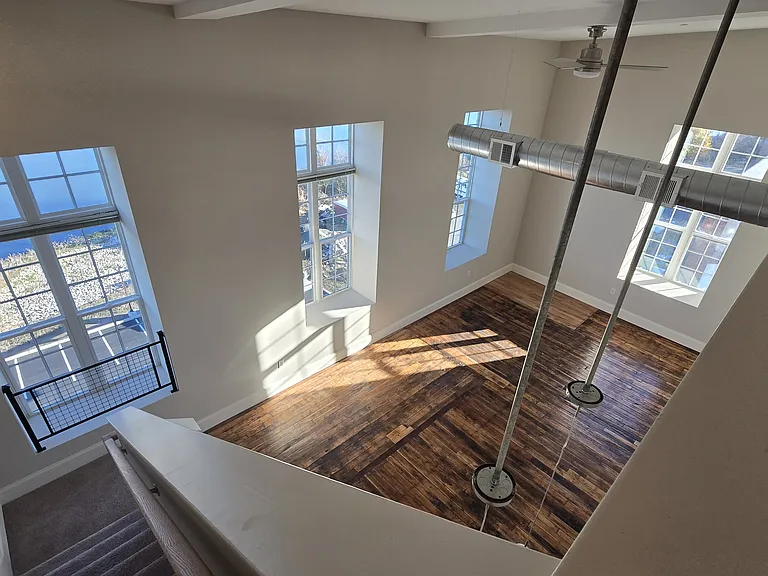 King Philip Lofts — Photo 25