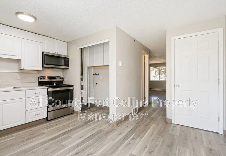 3542 Butternut Dr #A — Photo 8