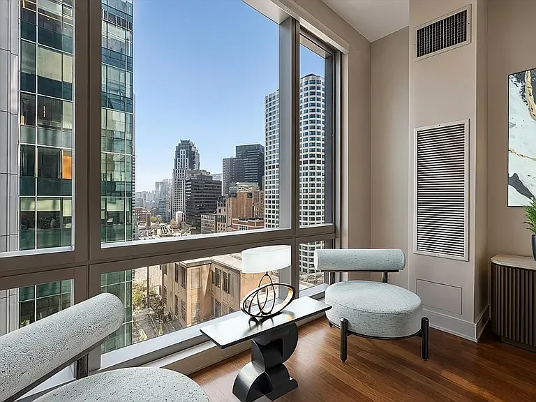 500 Atlantic Ave #14 — Photo 7