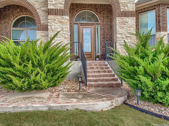 3rd image of 3209 Harvest Hill Blvd