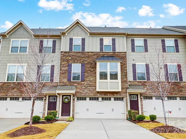 104 Helm Ln #C, Mooresville, NC 28117