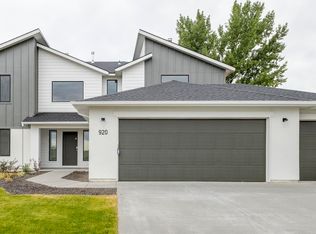 920 E Perjue Basin Dr, Nampa, ID 83686