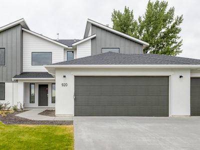 920 E Perjue Basin Dr, Nampa, ID, 83686
